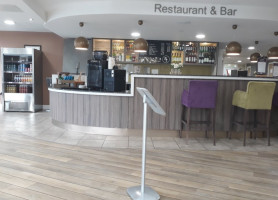 The Manuka Tree Bistro At Priory View inside