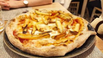 Fiscolo Pizzeria Mediterranea food