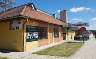 Restaurace U Pavelců outside