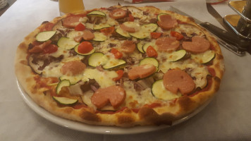 Pizzeria Pizzoteca food