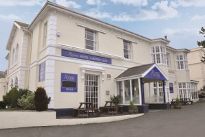 The Babbacombe Royal Carvery outside