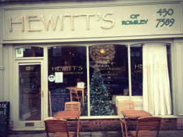 Hewitts Cafe inside