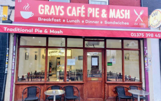 Grays Cafe Pie&mash food