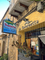 La Tavernetta outside