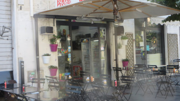 Lele Marta Cafe inside