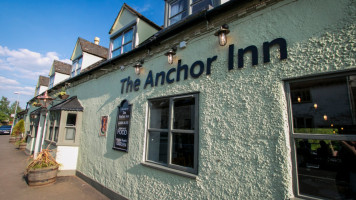 The Anchor Inn outside