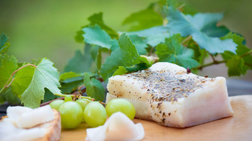 Agriturismo Il Solengo food