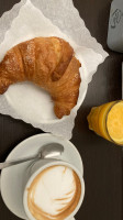 Il Caffe Dietro L'angolo food