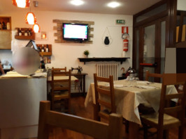 Osteria Roccolana inside