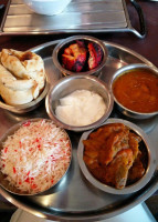 Asha Balti House food