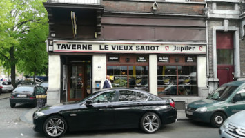 Le Vieux Sabot outside