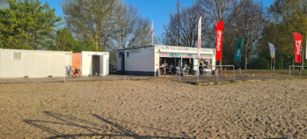 Beach Zuiderplas outside