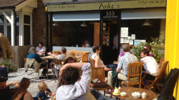 Anke's Tea And Coffee Lounge food