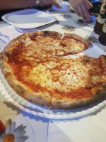 Pizzeria D'asporto Il Castello food