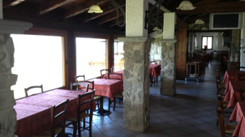 Trattoria Regina inside