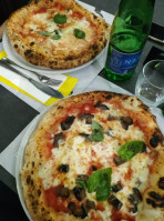 Martorano Pizza Experience food