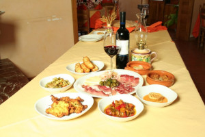 Monte San Giovanni food