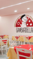 Pizzeria Add’e Guagliun 2 Da Raffaele Gambardella inside