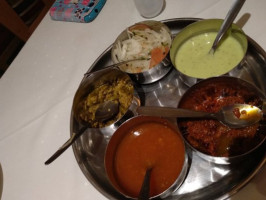 The Ruhi Balti House food