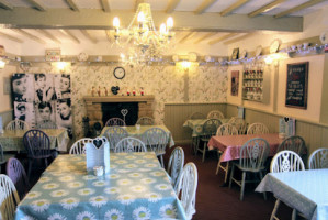 Eyam Tea Rooms And Accommodation food