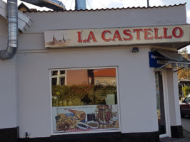 La Castello outside