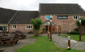 Table Table John Milne, Rochdale inside