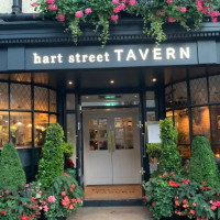 The Hart Street Tavern outside