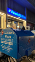 Domino's Pizza outside