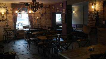 1769 Bar Restaurant inside