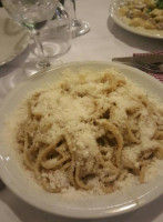 Cacio E Pepe food