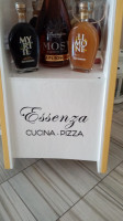 Essenza Cucina E Pizza inside