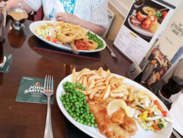 The Tylers Arms food