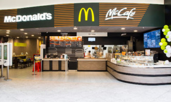 Mcdonald's Arese Mall food