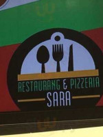 Sara Restaurang Pizzeria food