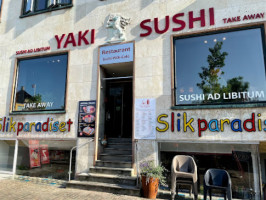 Yaki Sushi outside