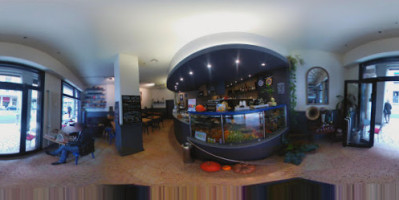 Eklektikos New Cafe inside