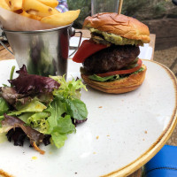 George And Dragon Chipstead food