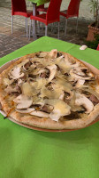 Pizzeria Bel Mondo Di Abu Omayr Fadi food