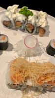 Una Sushi food