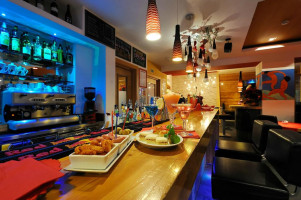 Matisse Bistro American Lounge food