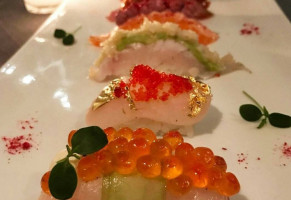 MoMo Sushi Fusion food
