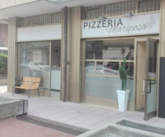 Pizzeria Mariposa outside