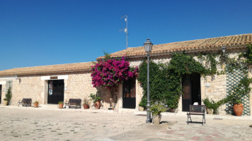 Masseria Sul Mare outside