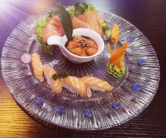 Fukko Sushi Giapponese food
