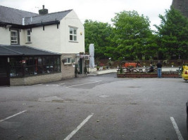 The Woodroffe Arms outside
