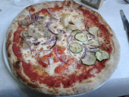 Pizzeria Senza Tante Musse food