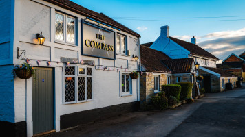 The Compass Tavern outside