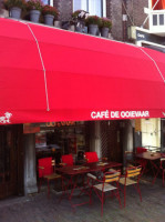 Cafe De Ooievaar inside