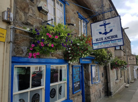 The Blue Anchor Inn outside
