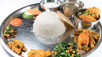 Dhaulagiri Kitchen Cafe food